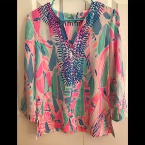 Lily Pulitzer tunic top perfect for a summer day!